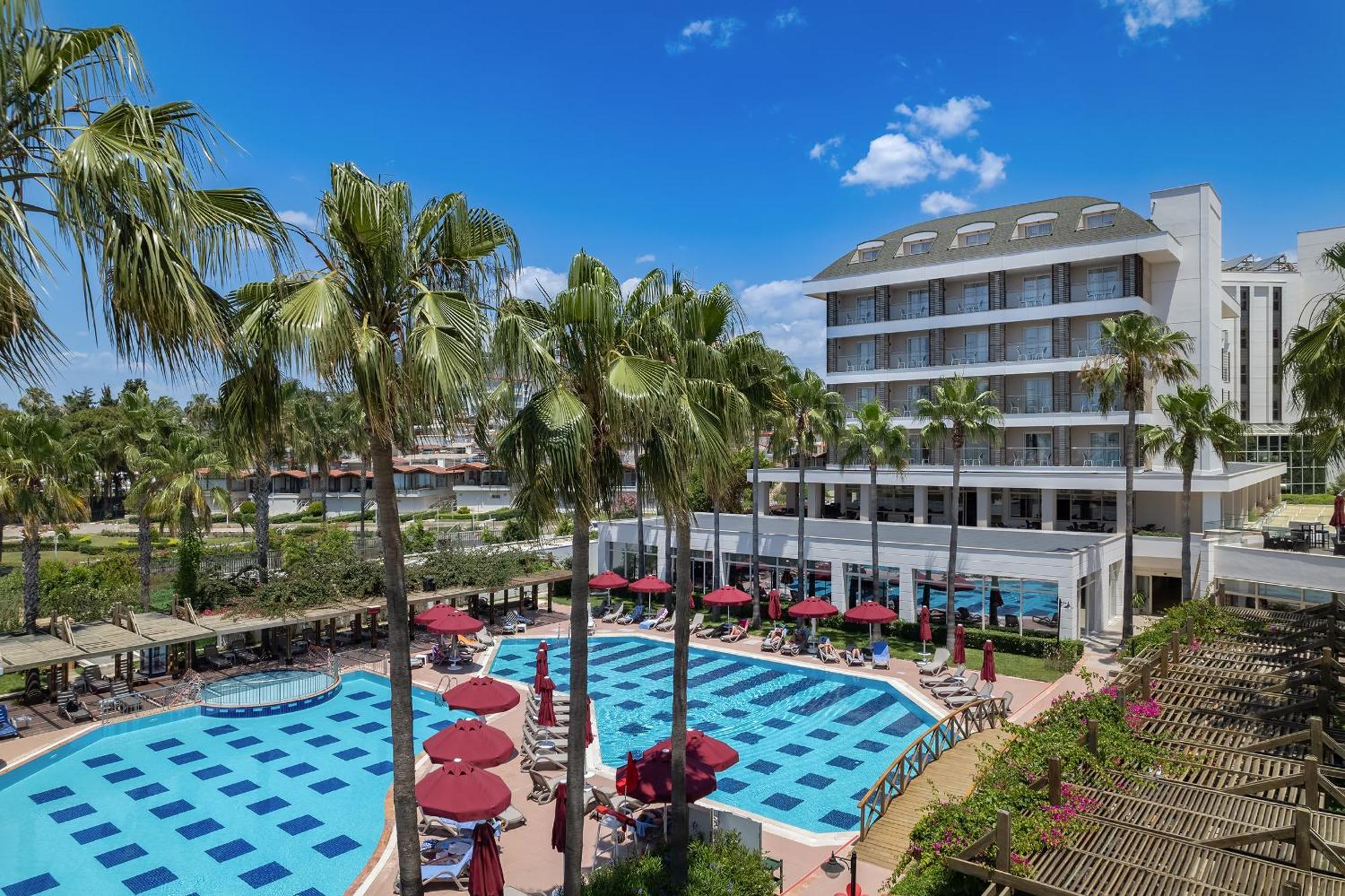 Trendy Palm Hotel 5*