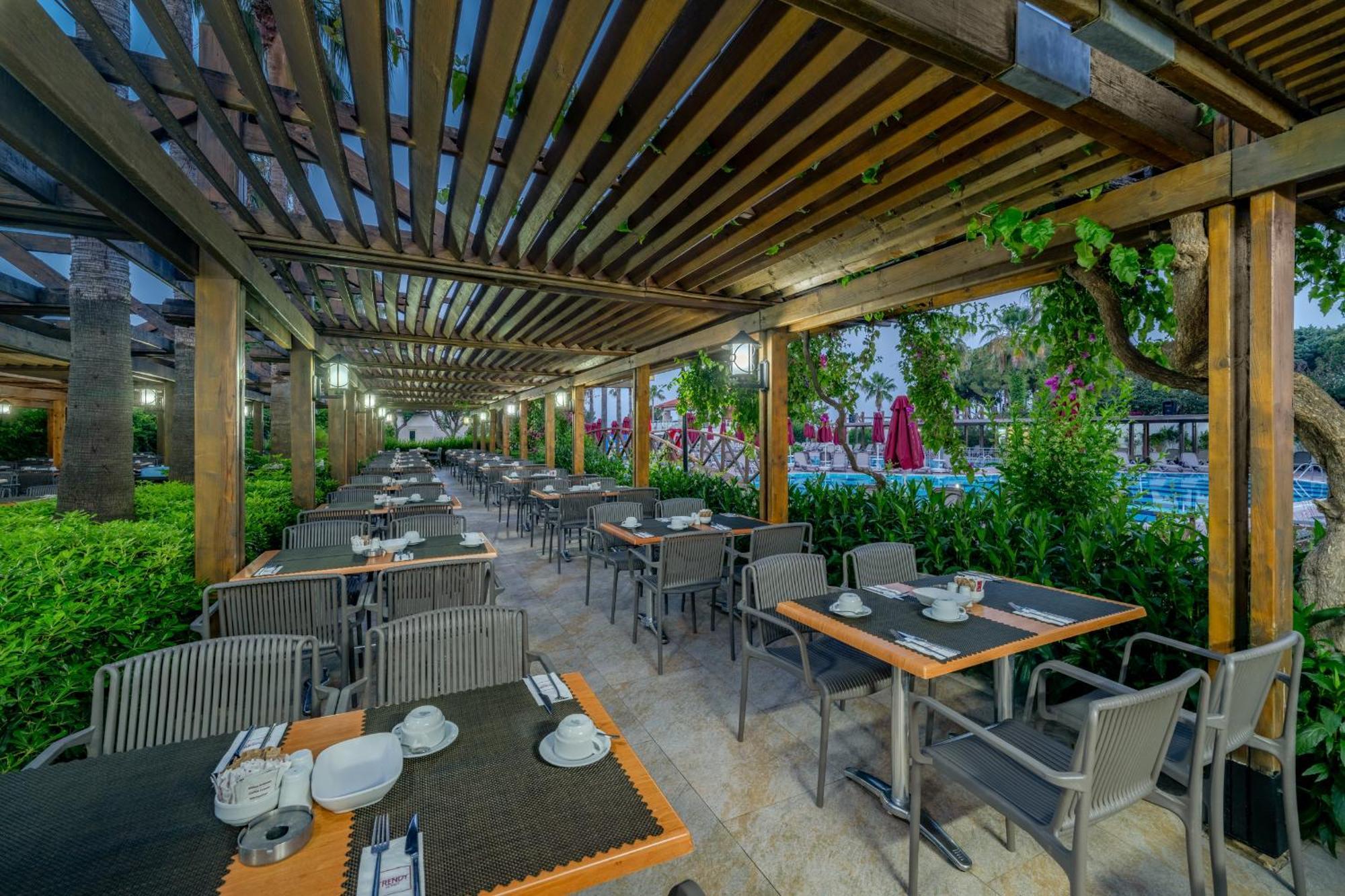 Trendy Palm Hotel